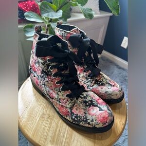 Dirty Laundry Floral Velvet Combat Boots | Lace-Up Ankle Boots | Romantic Grunge